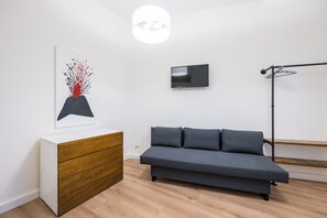 Casa (1 Bedroom - Camera 3) | 1 quarto, espaço de trabalho para notebook, roupa de cama