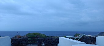 The Dammusi of the Pearl of Scauri 