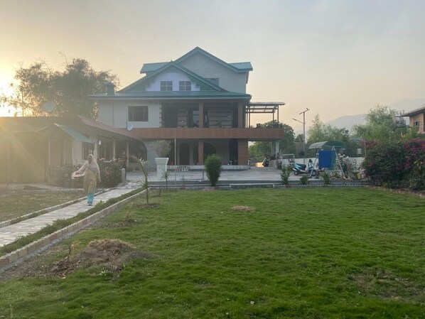 Exterior - Summer Valley Cottage (Dharamshala)