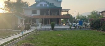 Summer Valley Cottage 