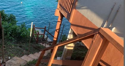 Va'inga Sea View Guest House, Fatafehi Rd, Toula, Neiafu, Vava'u, Tonga.