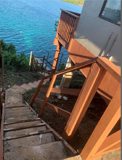 Va'inga Sea View Guest House, Fatafehi Rd, Toula, Neiafu, Vava'u, Tonga.