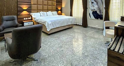 H5 Hotel and Apartments
