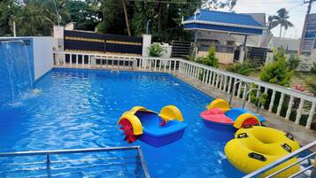 Piscina all'aperto