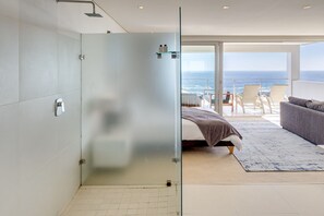 Villa | 5 bedrooms, Internet