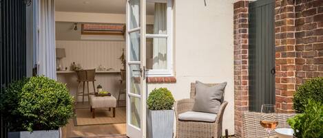 Rumah | 1 kamar tidur, meja kerja, setrika/meja setrika, dan internet