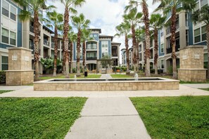 Courtyard - Century Millenia (Orlando)
