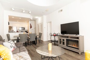 Apartment | 3 bedrooms - Entire House in Resort Just Minutes From Disney (Kissimmee)