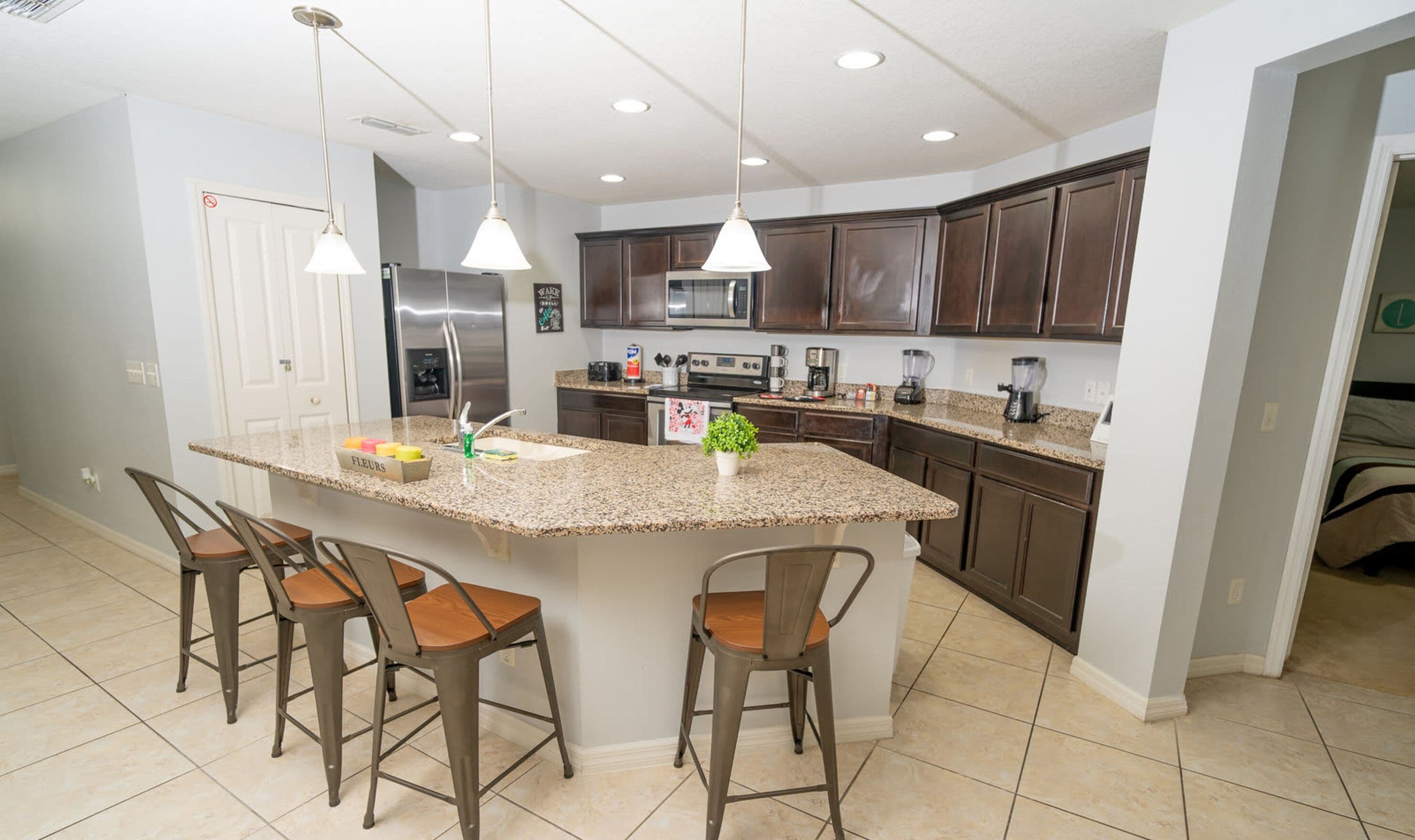 House | 4 bedrooms, Internet