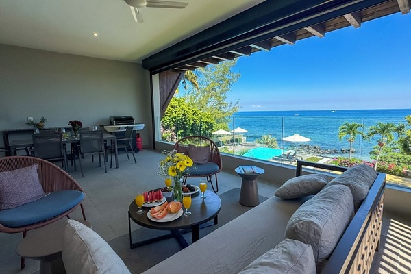 Family Apartment, 3 Bedrooms, Beach View | Terrace/patio