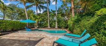 Sunset View Pet Friendly w/Pool Beach Home