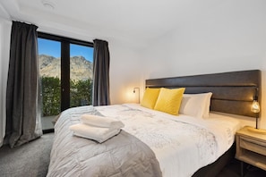 1 bedroom, desk, iron/ironing board, travel cot