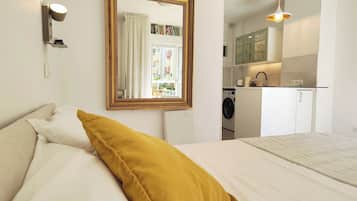 1 chambre, fer et planche Ă repasser, Wi-Fi, draps fournis