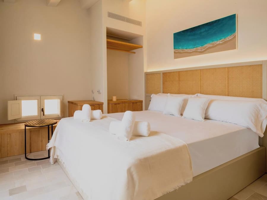 Suite, Terrace | Premium bedding, minibar, in-room safe, desk