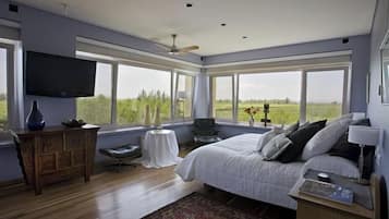1 habitación, decoración personalizada y muebles diferentes