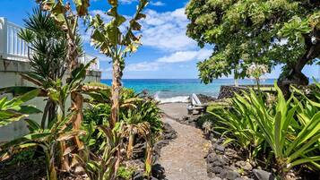 House, Multiple Beds (Hale Lani) | Property grounds