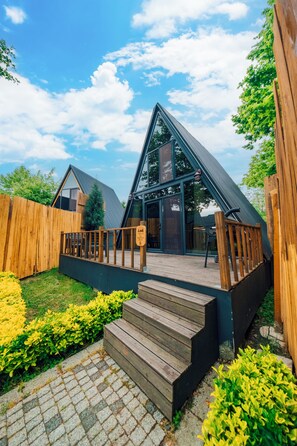 Bungalow phong cách cổ điển, quang cảnh hồ | Bộ trải giường 
