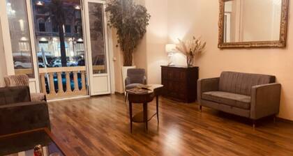 Room in Guest Room - Fly in Viareggio Beach in Front of the Famous Promenade With Shops and Establishments