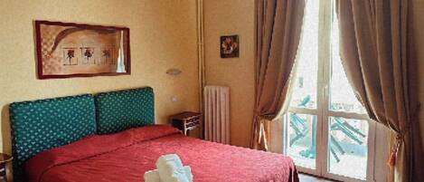 1 間睡房、隔音