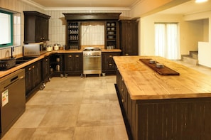 Basic-Haus, Balkon, Meerblick | Eigene Küche | Wasserkocher, Toaster, Gefrierschrank, Kücheninsel