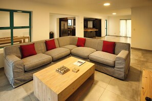 تلفزيون بشاشة مسطحة، مدفأة