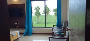 Executive Room, Lake View