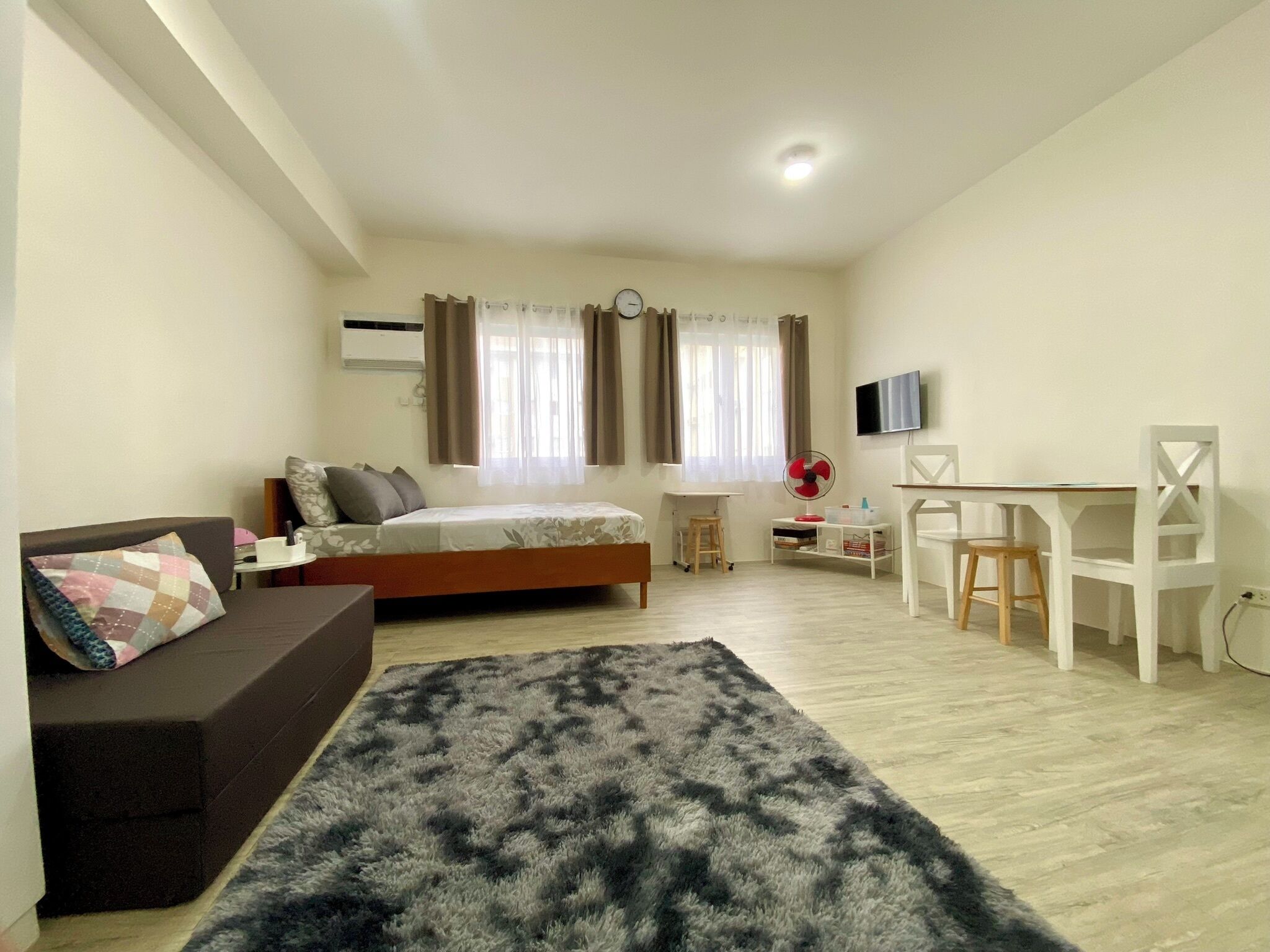 Cozy Studio With Wifi, And Free Pool Access In Enchanting Nuvali - Cabuyao