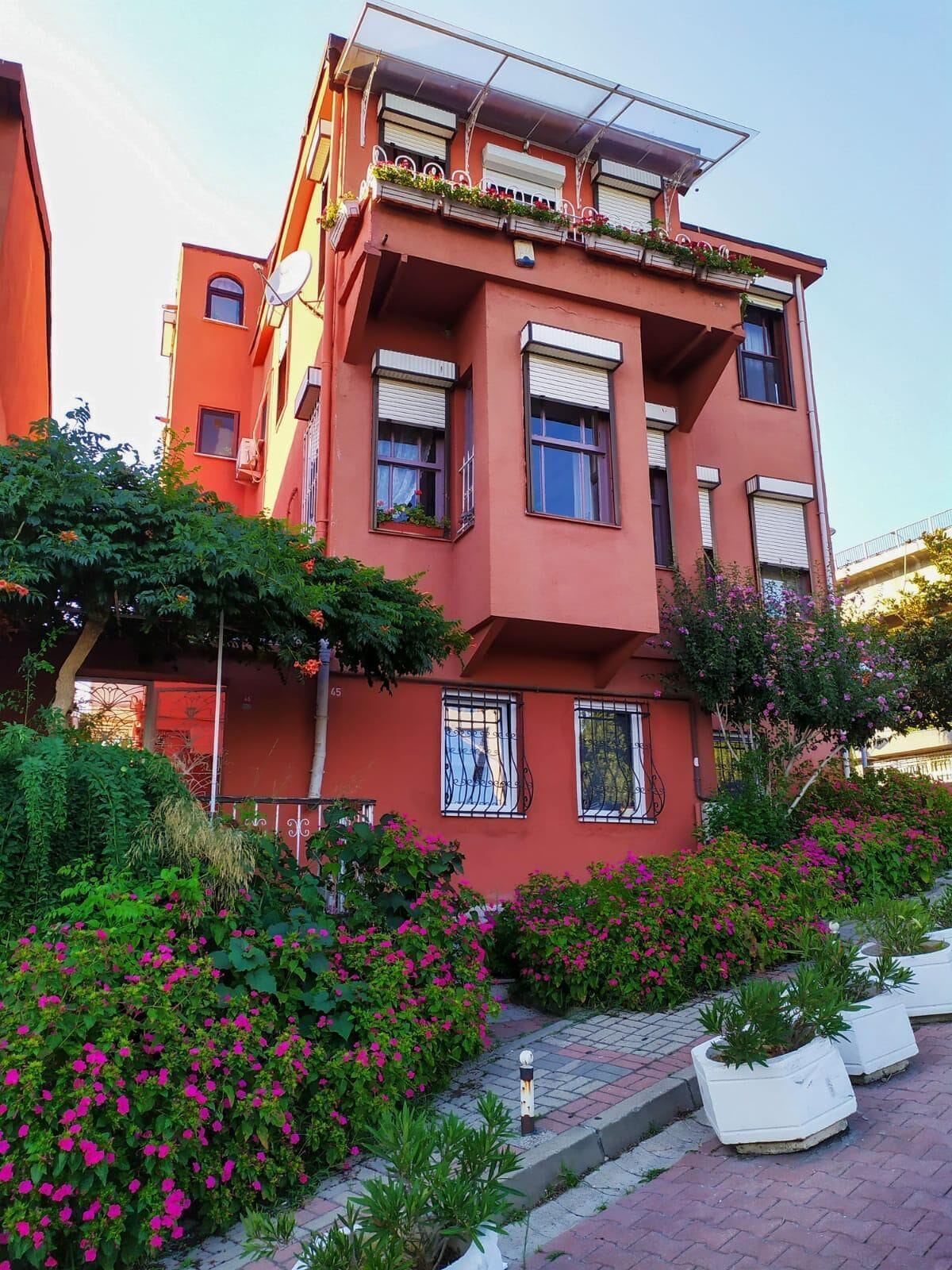 豪華獨棟房屋 | 高級寢具、迷你吧、書桌、筆電工作空間