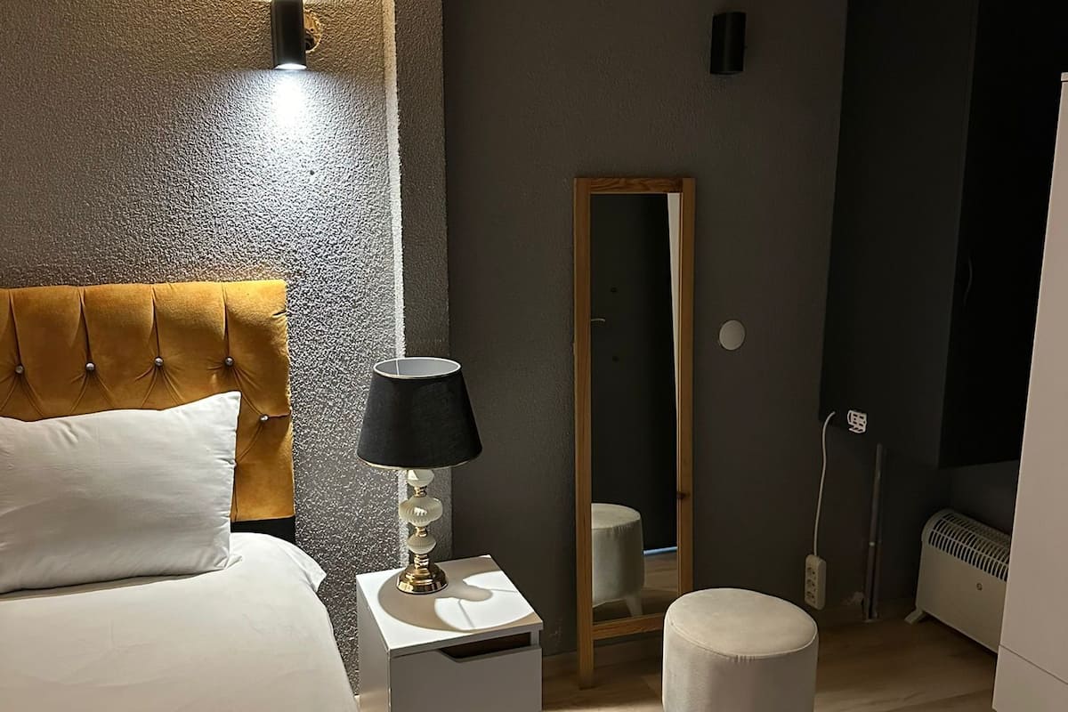 Premium bedding, minibar, desk, laptop workspace