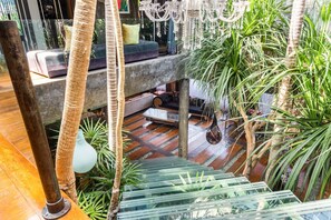 Property grounds - Villa Kuta - Four Bedroom Villa, Sleeps 8 (Kerobokan Kelod)