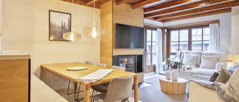 智能電視、壁爐