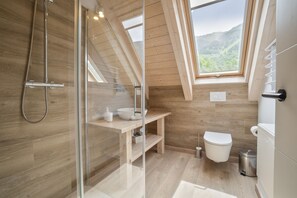 Shower, hair dryer, towels - Luderna - Tríplex Amitges (Bagergue)