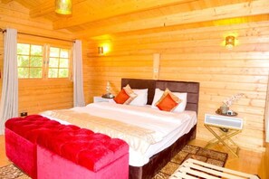 1 bedroom, iron/ironing board, WiFi, bed sheets - Severine Cottages and Lounge Ltd/ One-Bedroom Chalet (Nairobi, Kenya)