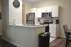 Condo, 1 King Bed, Kitchen, Ground Floor | Private kitchen