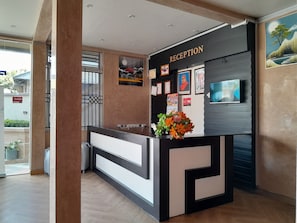 Reception - MBEYA STARINN HOTEL (Mbeya)