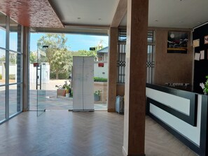 Lobby - MBEYA STARINN HOTEL (Mbeya)