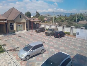Exterior - MBEYA STARINN HOTEL (Mbeya)