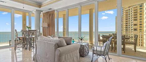 Apartment, Mehrere Betten (La Playa 703) | Wohnbereich