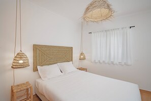 2 soverom, strykejern/-brett, reiseseng for barn og wi-fi (inkludert)