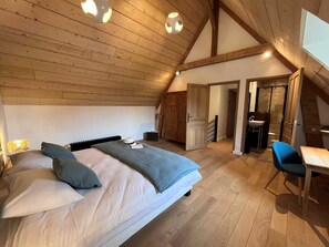 2 chambres, fer et planche à repasser, lit parapluie, Wi-Fi gratuit