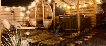 The Zen Nest: Private Wellness for two, Wellness Chalet for two