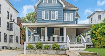 2BR Guest House - Sleeps 6 - Walk to Beach & Fun