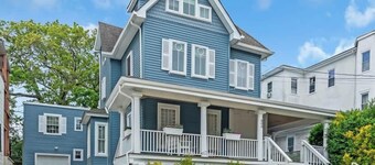 2BR Guest House - Sleeps 6 - Walk to Beach & Fun