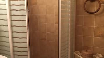 SĂšche-cheveux, papier toilette