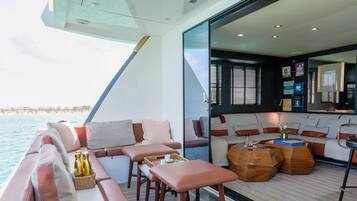 Villa | Living area