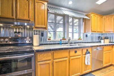 12+ Acre Family and Pet Friendly Horse Property w/ Riding Trails and Pool!