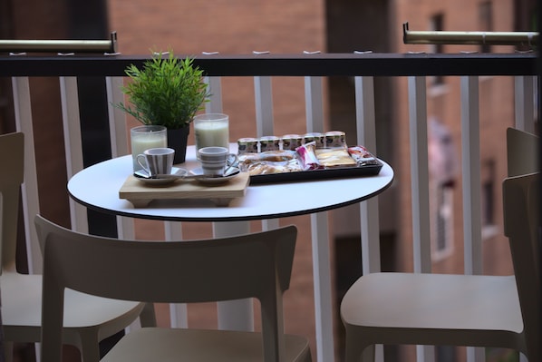 Outdoor dining - Trastevere 8.2, Casa Malupa Trastevere 8.2 (Roma)