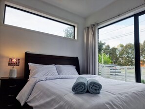 Apartment | 2 bedrooms, Internet - Rosie Townhouse at Gordon - Prime Location (Maribyrnong)
