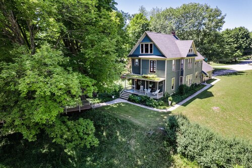 Bridgewalk Estate a Wanderlust Abodes Property