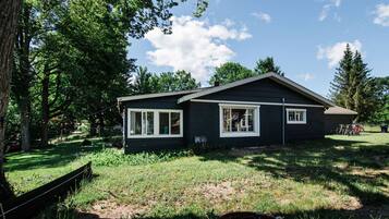 House | 2 bedrooms, Internet